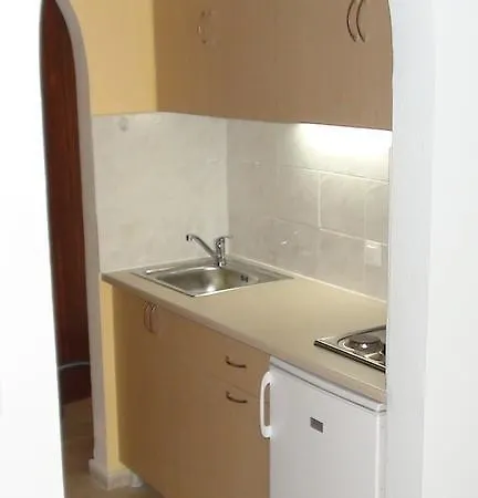 Apartamento Dinos Place Mesongí