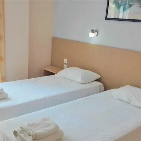 Dinos Place Apartamento *