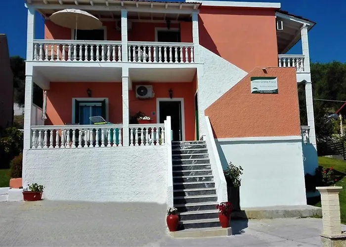 Dinos Place Mesongí